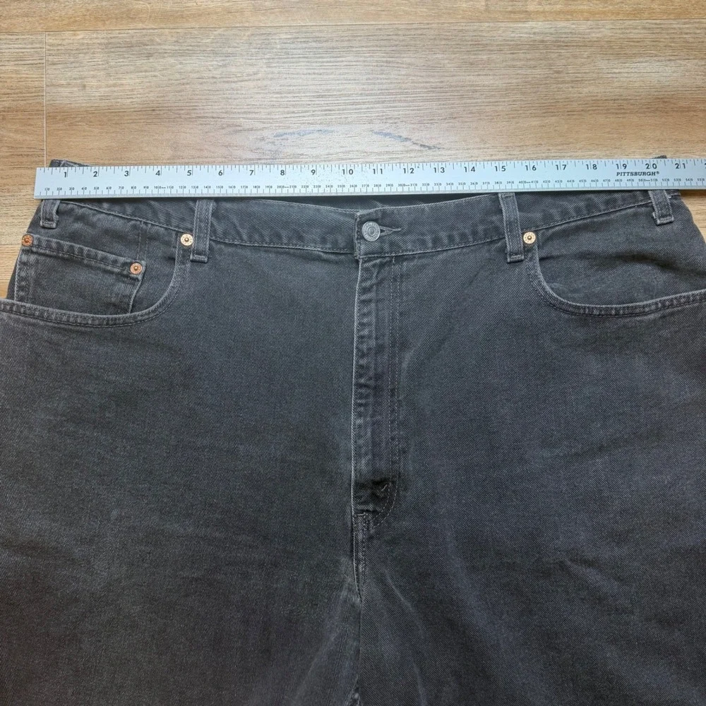 Vintage Levis 560 Denim Shorts Mens 42 Black Cutoff Loose Fit Raw Hem Grunge Y2K